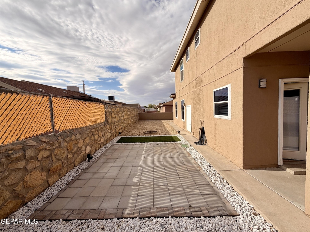 3629 Cave Palm Place - Photo 29