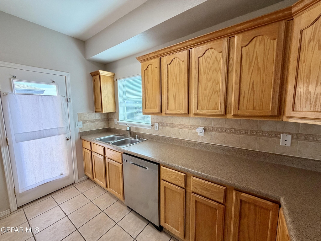 3629 Cave Palm Place - Photo 7