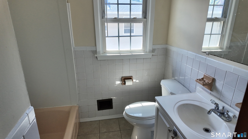 27 Manila Avenue - Photo 7