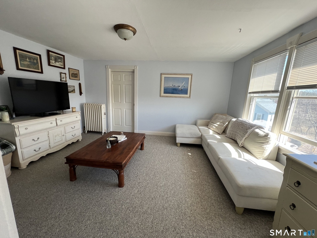 262 East Avenue - Photo 5