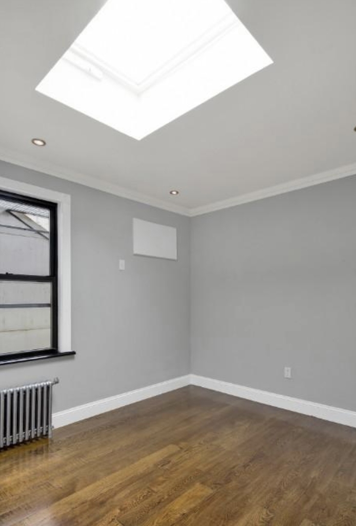 East 26th Street - Photo 7