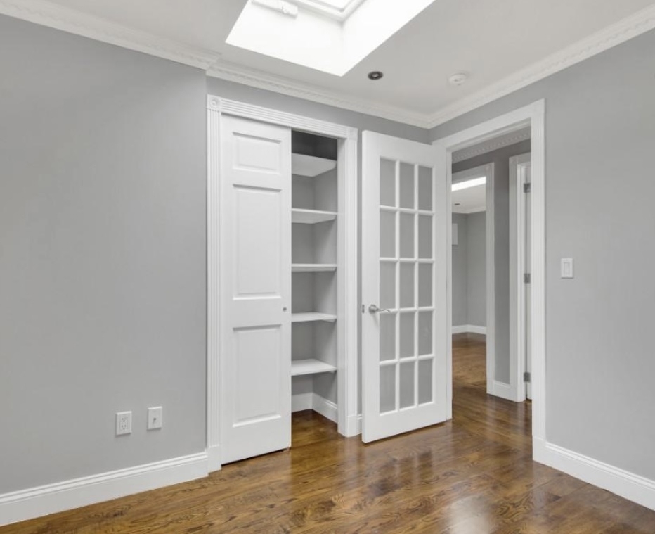 East 26th Street - Photo 8