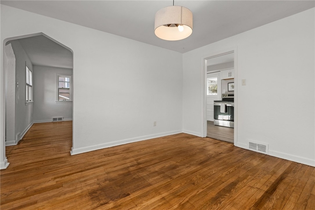 255 Gilkeson Rd - Photo 8