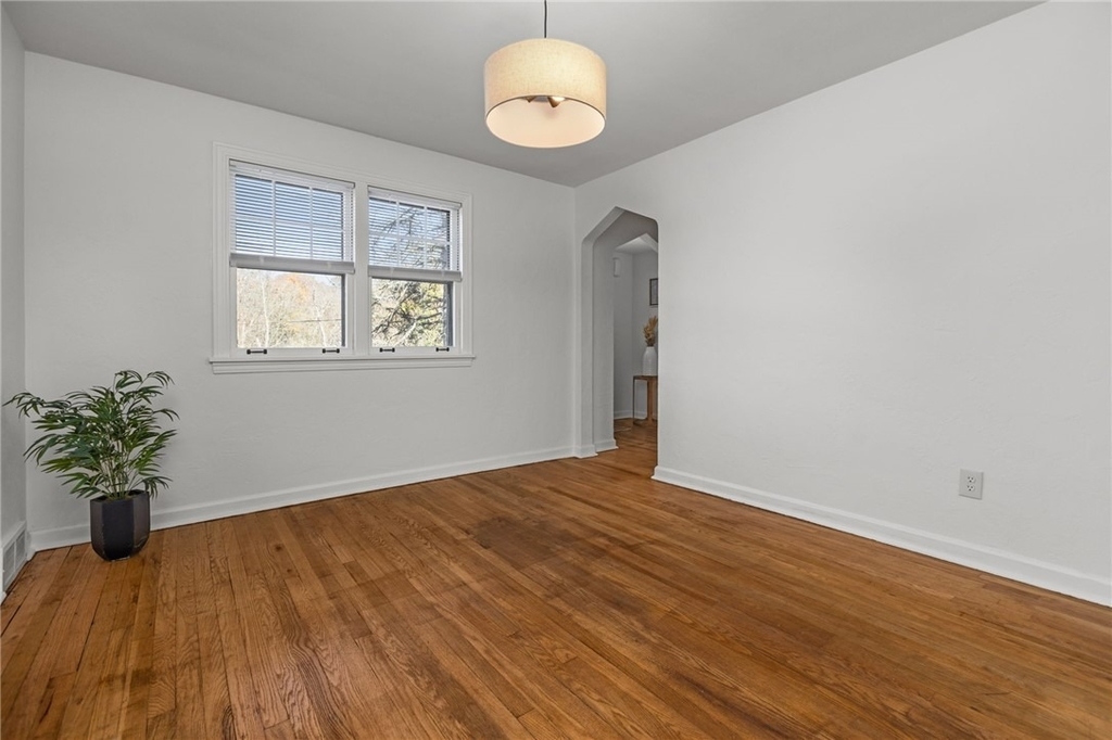 255 Gilkeson Rd - Photo 7