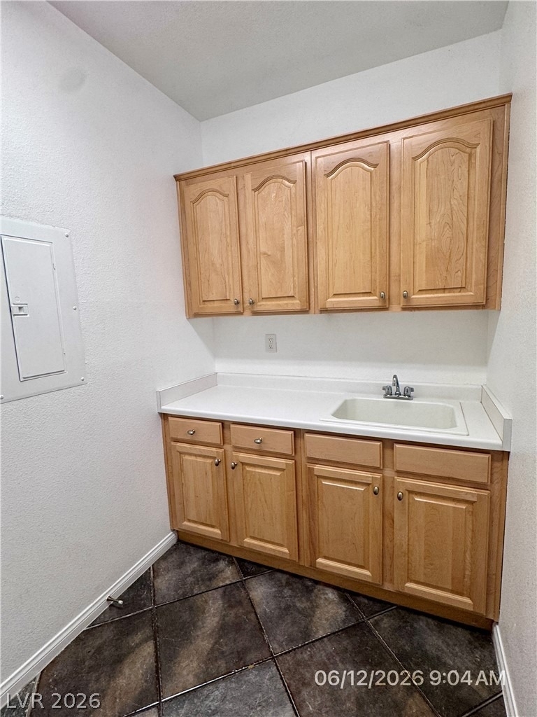 6255 W Arby Avenue - Photo 37