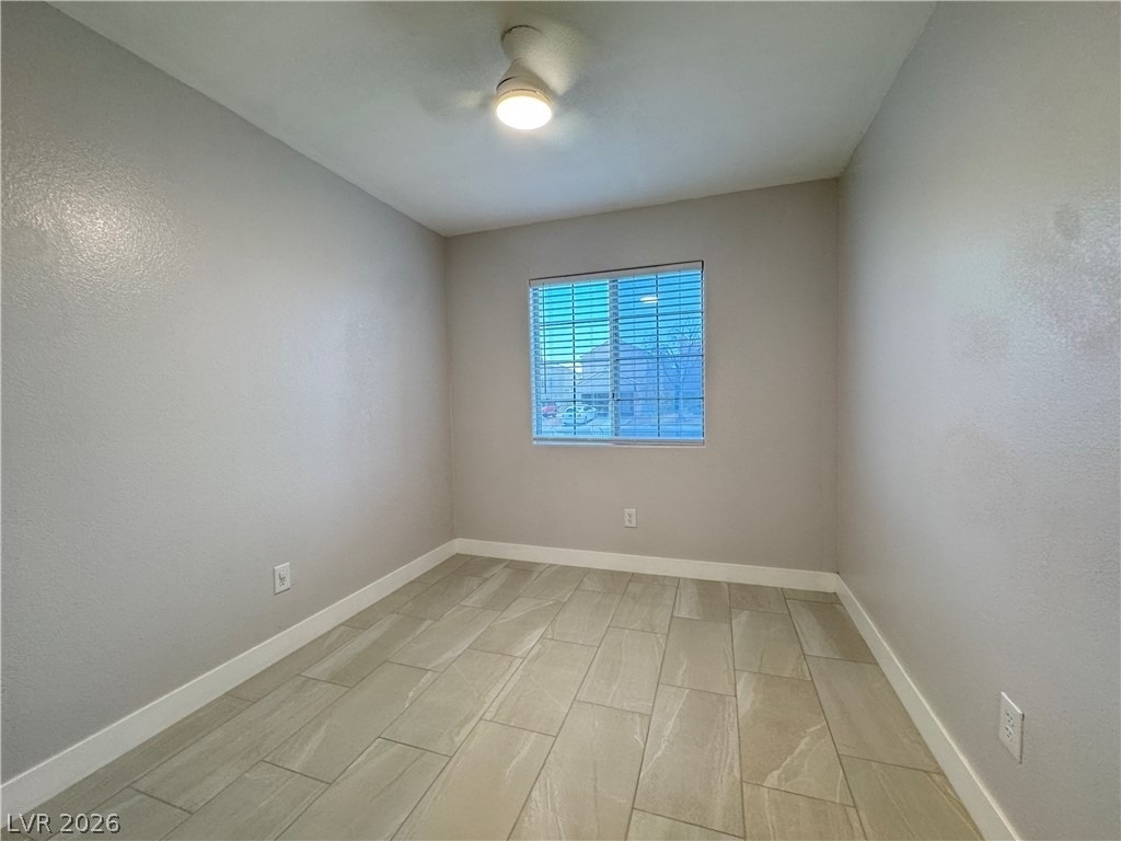 9180 Sparklewood Court - Photo 14