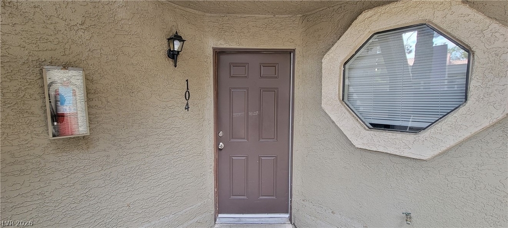 5044 S Rainbow Boulevard - Photo 0