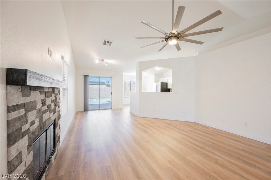 802 Airy Hill Street - Photo 4