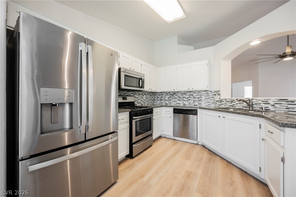 802 Airy Hill Street - Photo 11