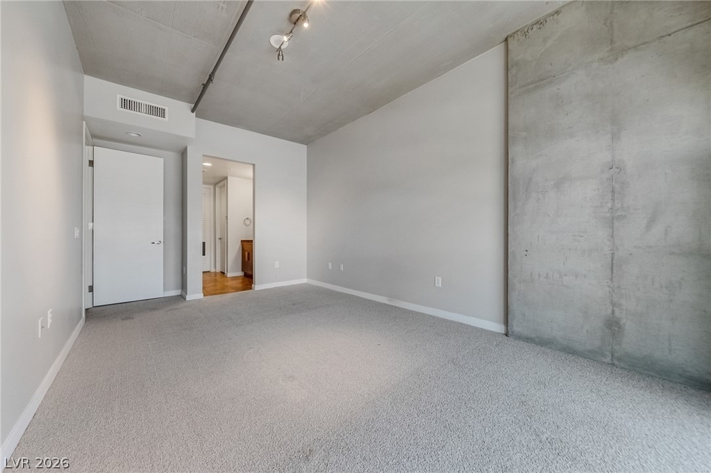 353 E Bonneville Avenue - Photo 16