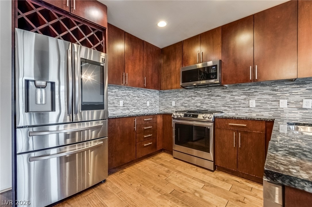 353 E Bonneville Avenue - Photo 6