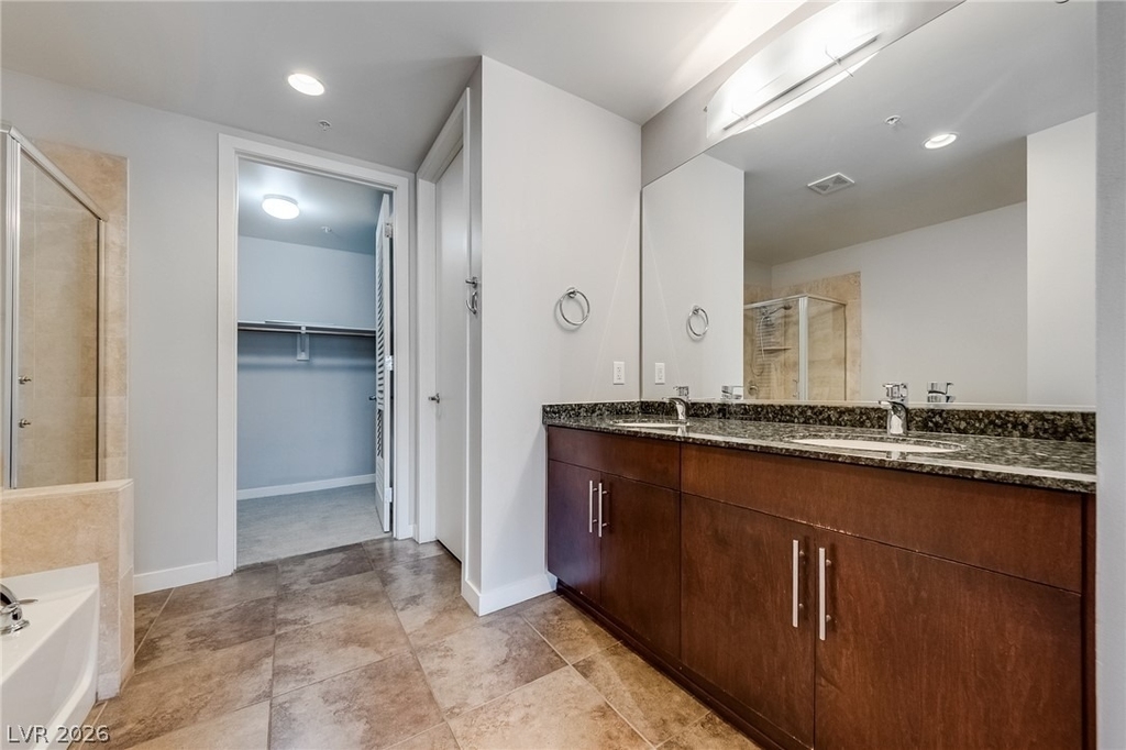 353 E Bonneville Avenue - Photo 17