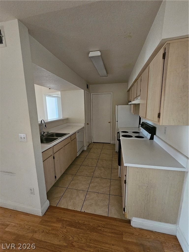 1150 N Buffalo Drive - Photo 1