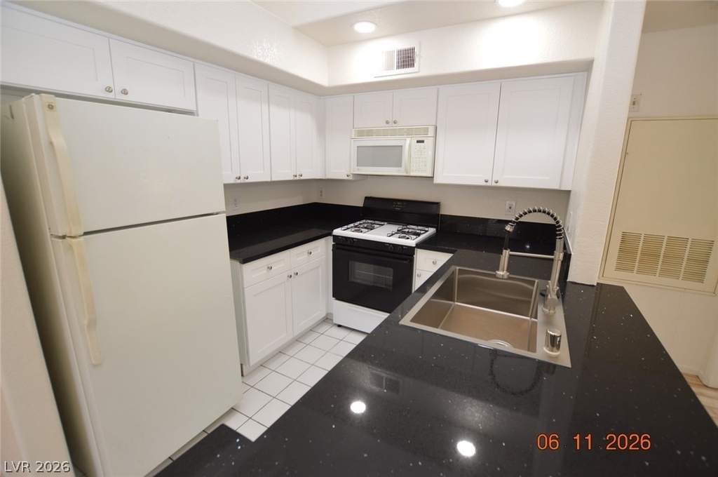 5000 Red Rock Street - Photo 4