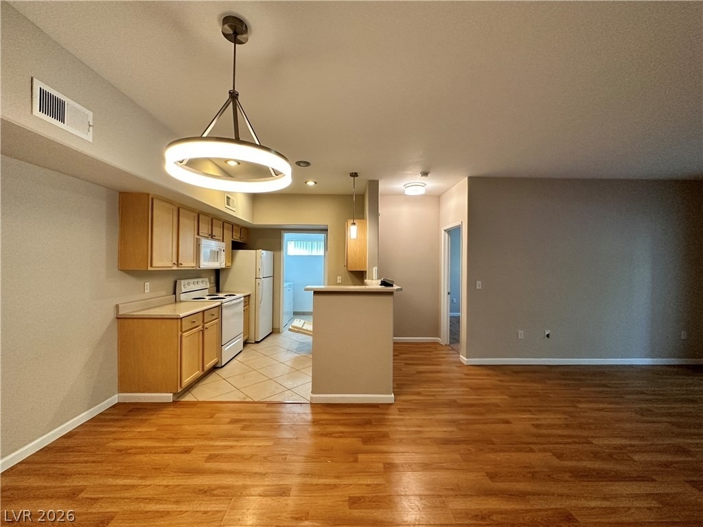 2615 W Gary Avenue - Photo 8