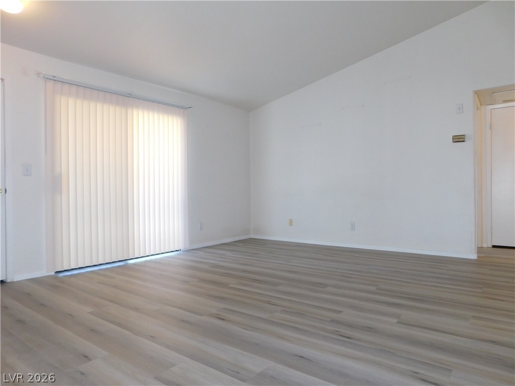 5221 Lindell Road - Photo 9