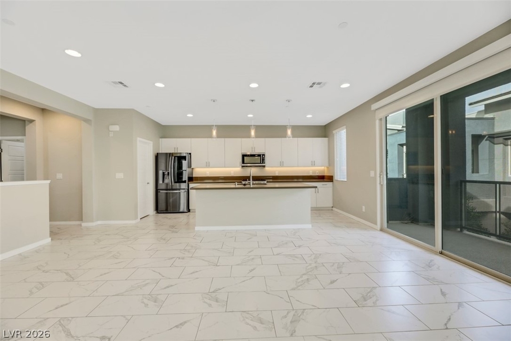 11302 Kraft Mountain Avenue - Photo 3