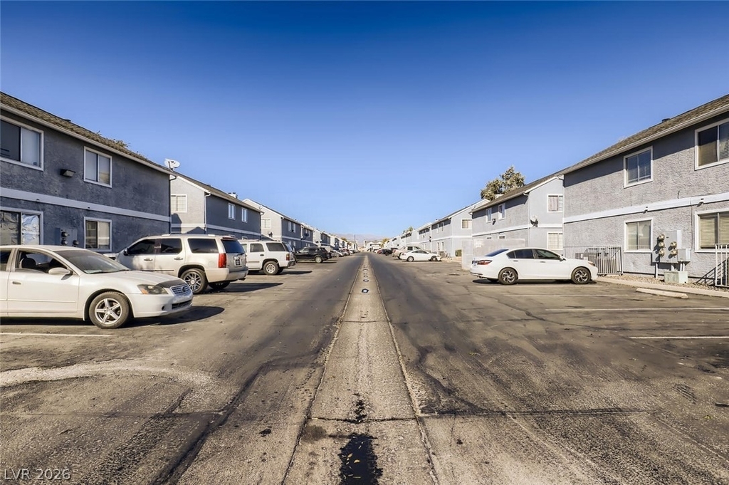 1843 Cosmic Drive - Photo 23