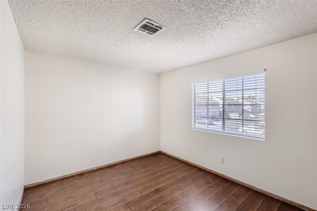 1843 Cosmic Drive - Photo 18