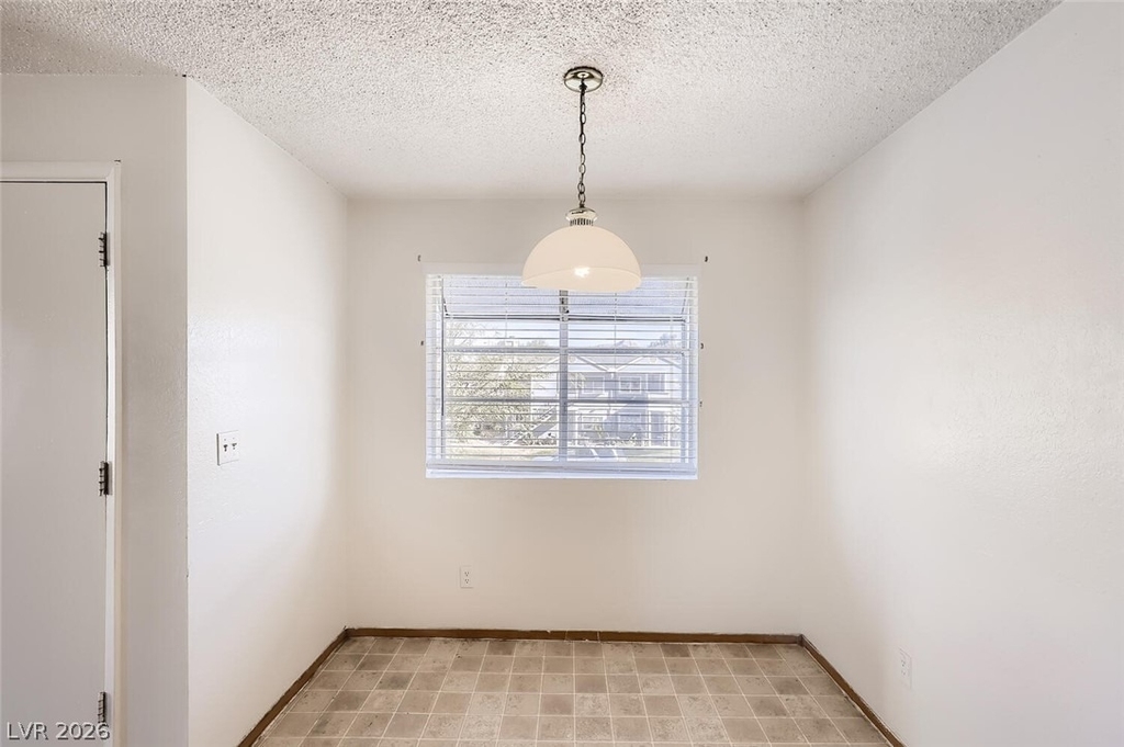 1843 Cosmic Drive - Photo 17