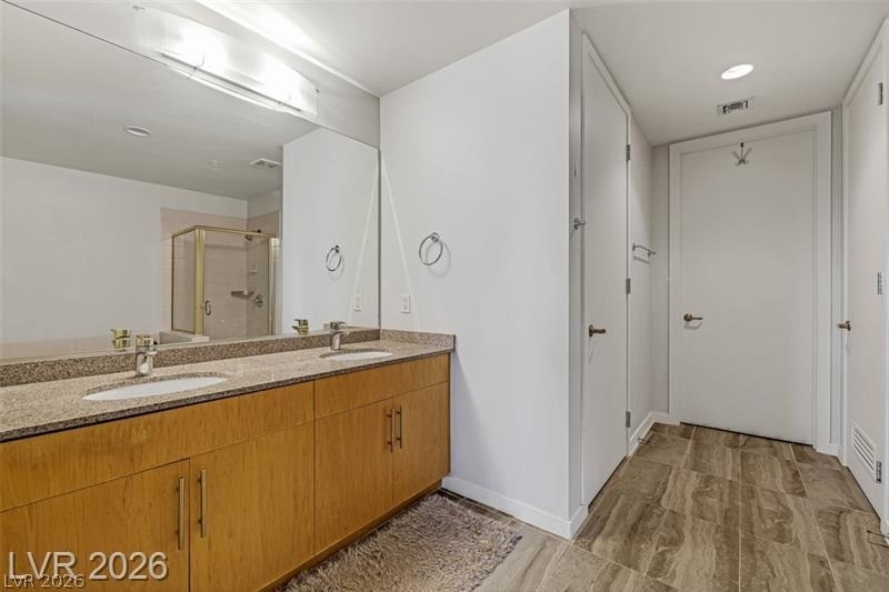 353 E Bonneville Avenue - Photo 15