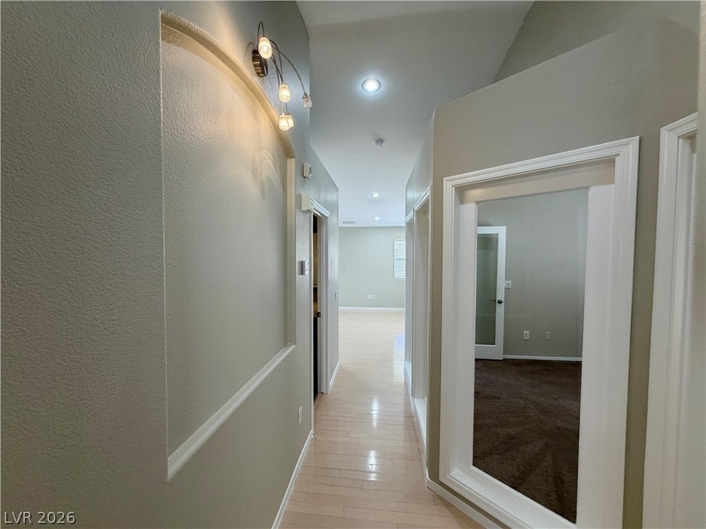 276 Heatherstone Street - Photo 18