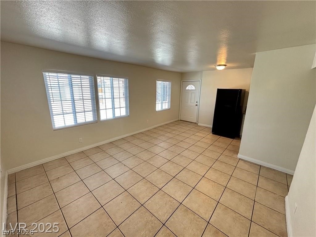 1420 Putnam Avenue - Photo 3