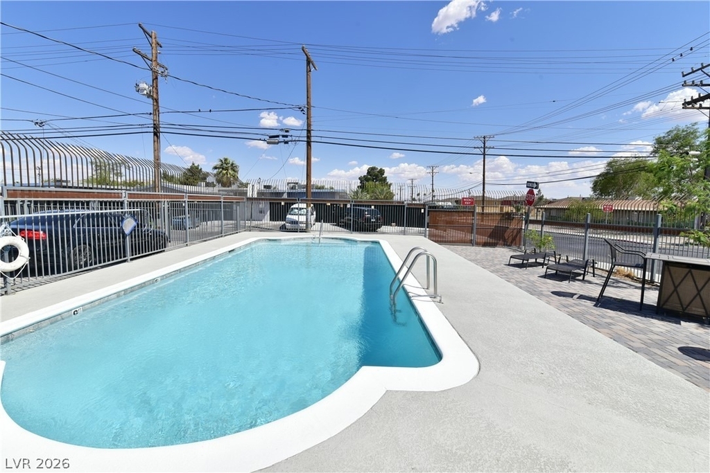 1003 E Clark Avenue - Photo 1