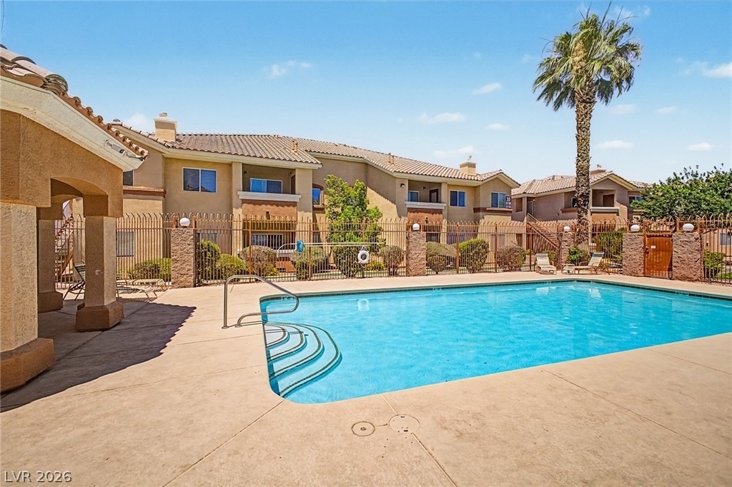 1050 E Cactus Avenue - Photo 28