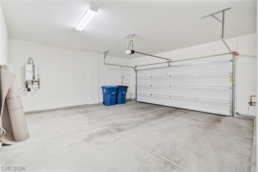 9079 Vesey Avenue - Photo 25