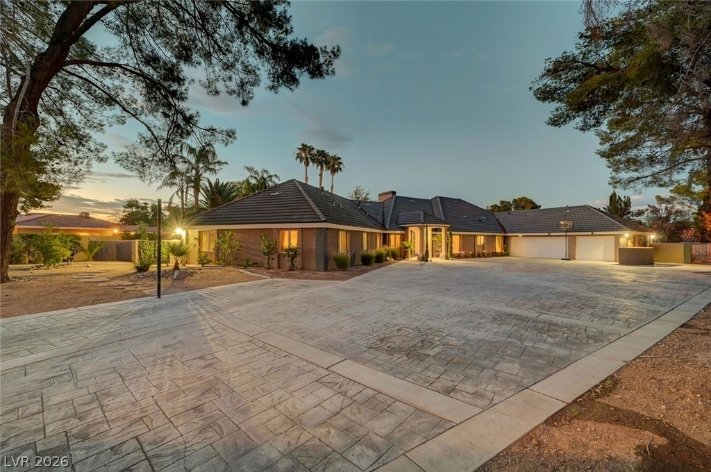 7258 Loma Alta Circle - Photo 1