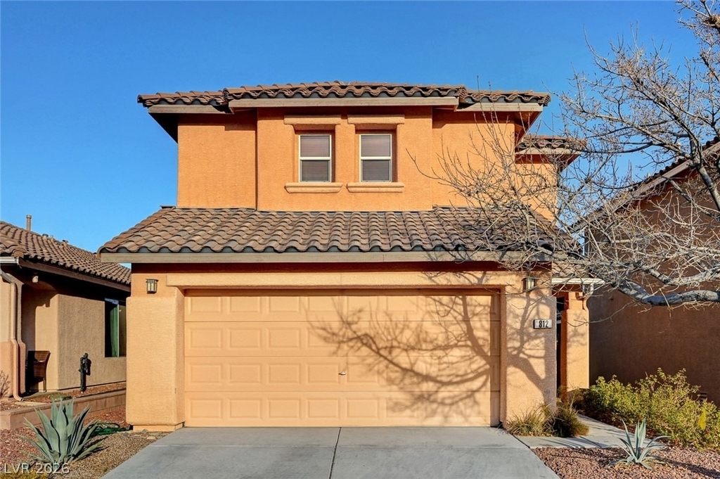 812 Sistine Street - Photo 0