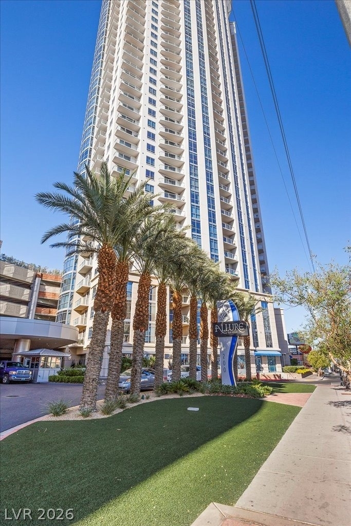 200 W Sahara Avenue - Photo 7