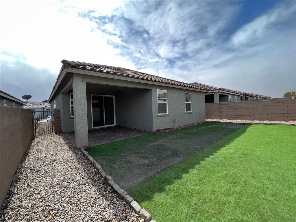 9748 Angel Valley Drive - Photo 22