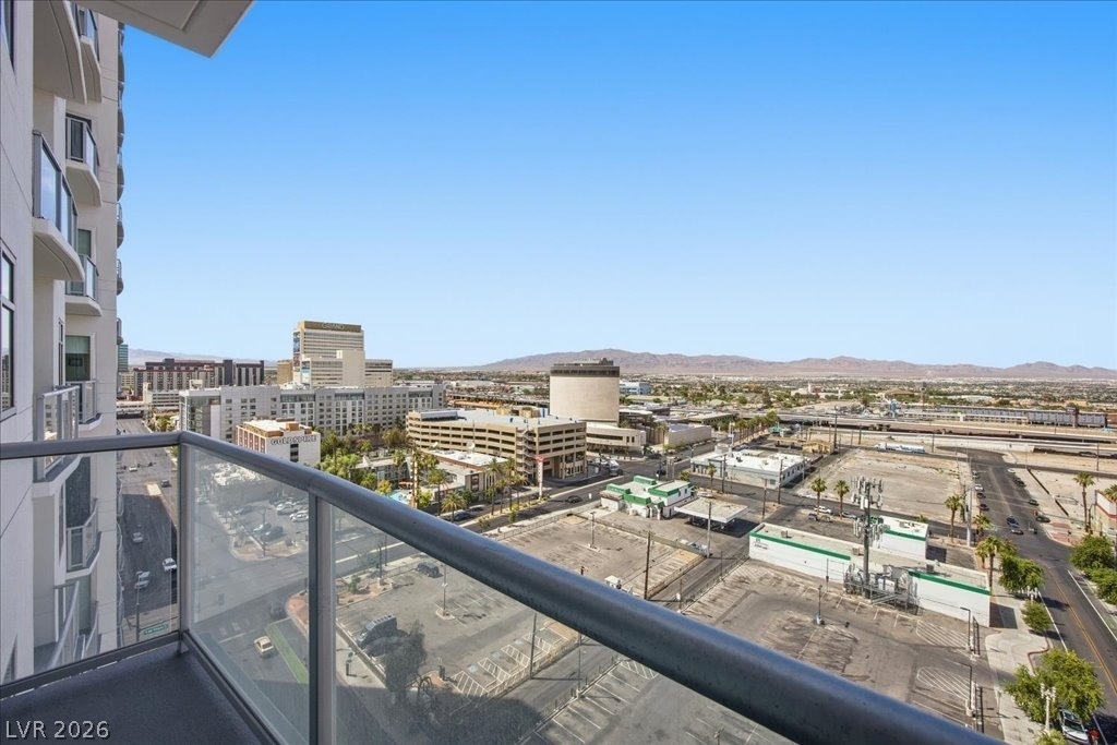 150 Las Vegas Boulevard - Photo 16