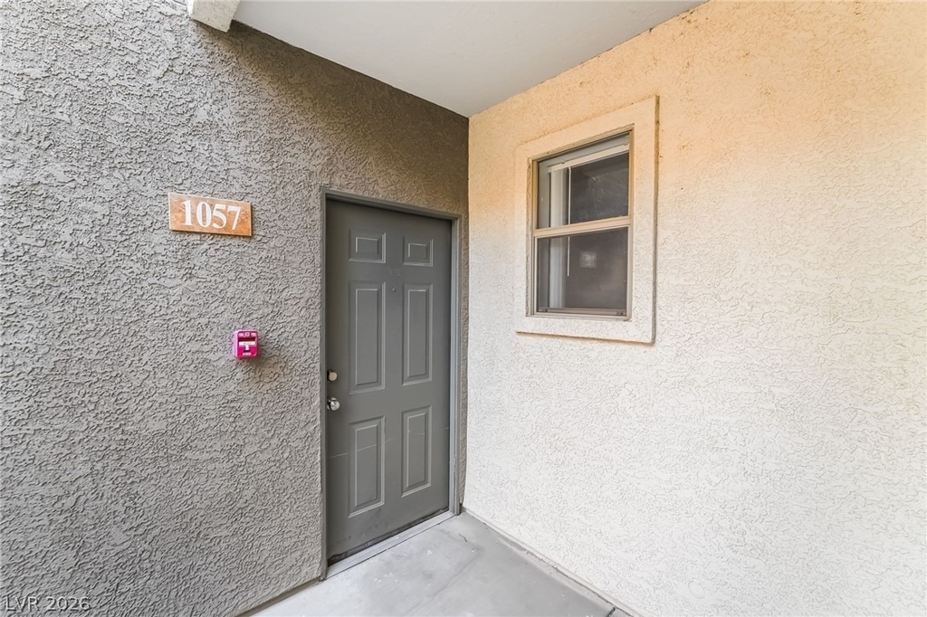 8000 W Badura Avenue - Photo 3