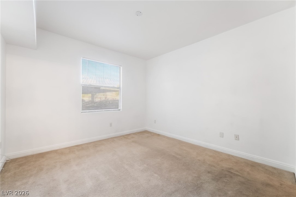 8000 W Badura Avenue - Photo 13