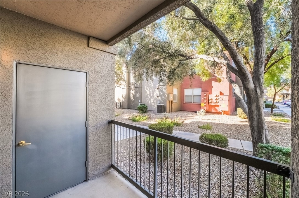 8000 W Badura Avenue - Photo 22