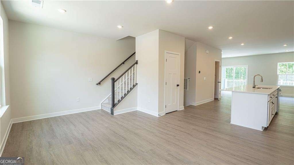 961 Woods Chapel Road - Photo 3