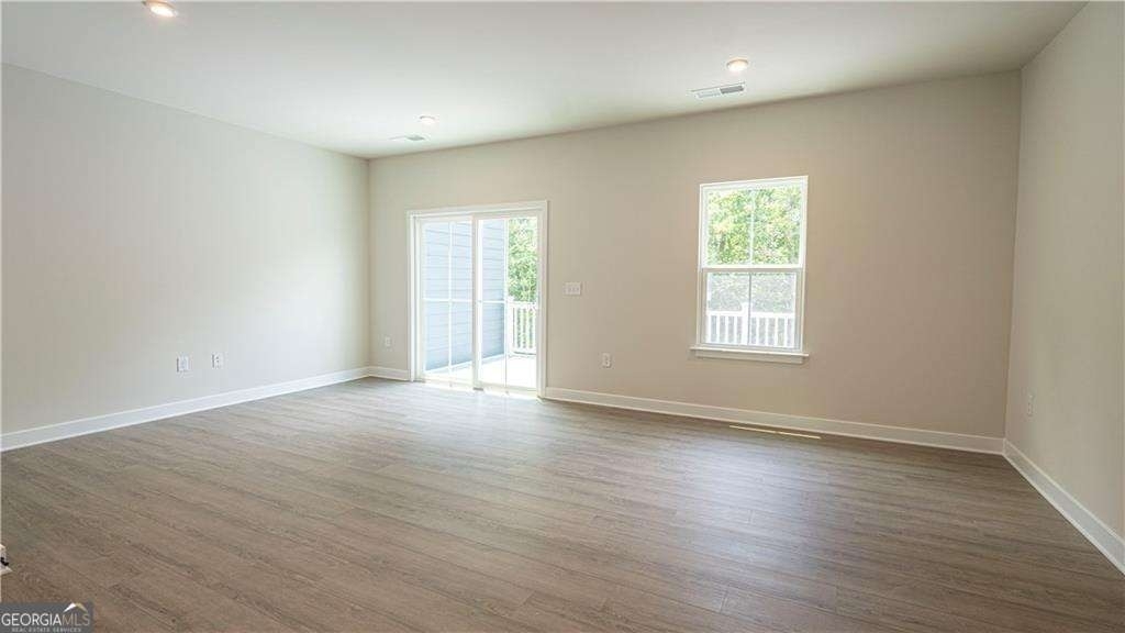 961 Woods Chapel Road - Photo 4