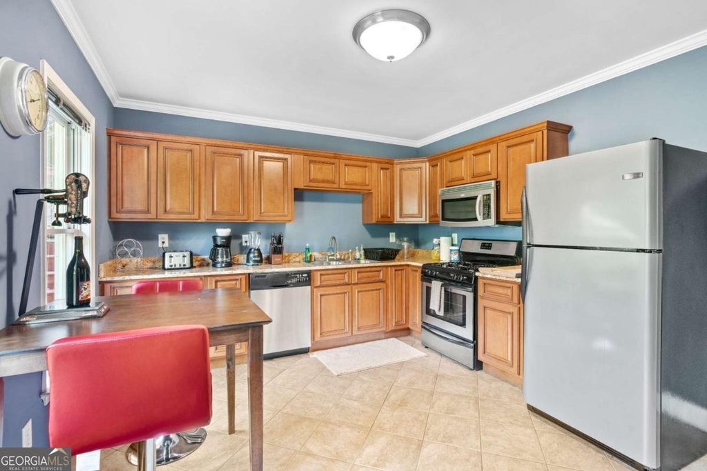 4260 Beverly Lane Ne - Photo 17