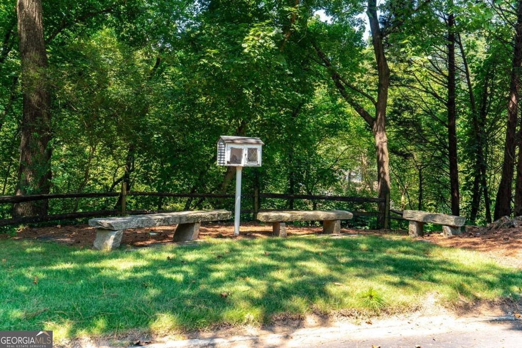 4260 Beverly Lane Ne - Photo 33