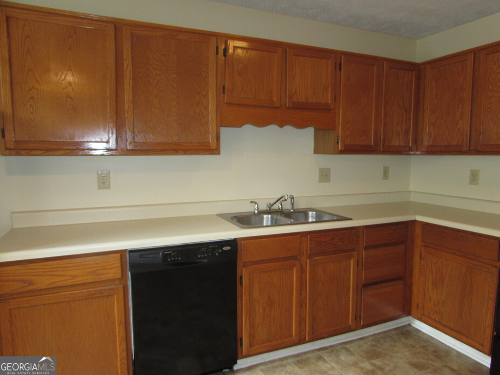 881 Heritage Valley Road - Photo 7