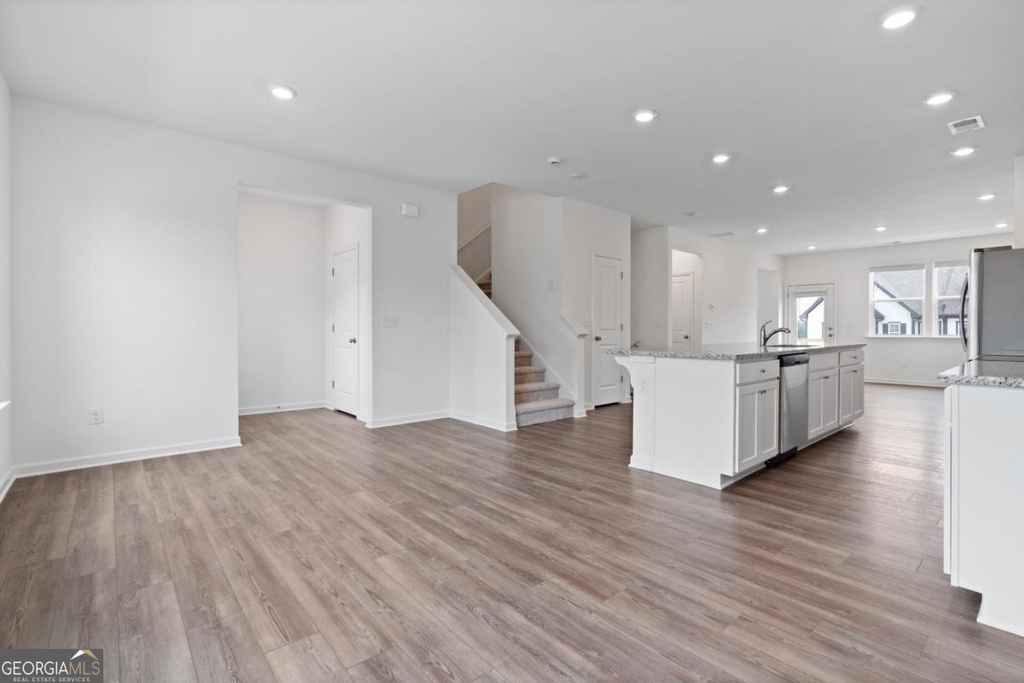 15 Constitution Avenue - Photo 1
