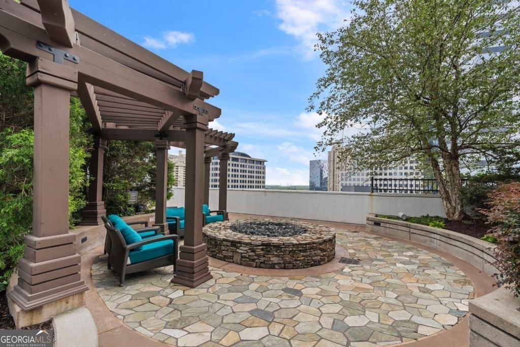 3324 Peachtree Road Ne - Photo 32