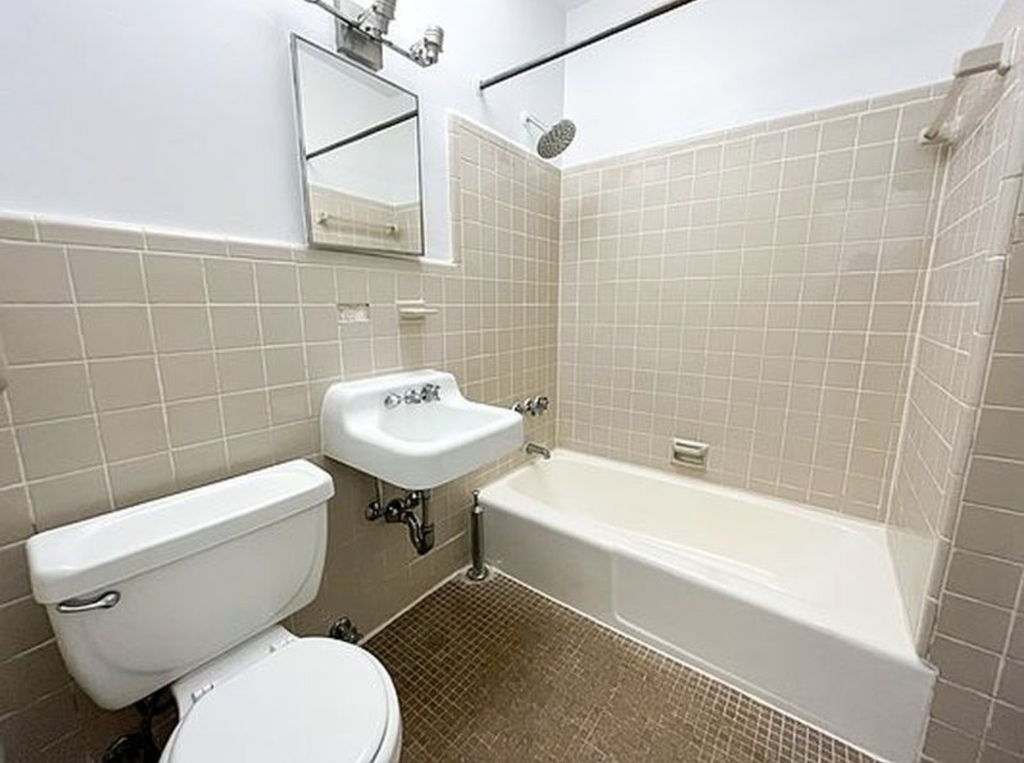  West 88th Street - Photo 2