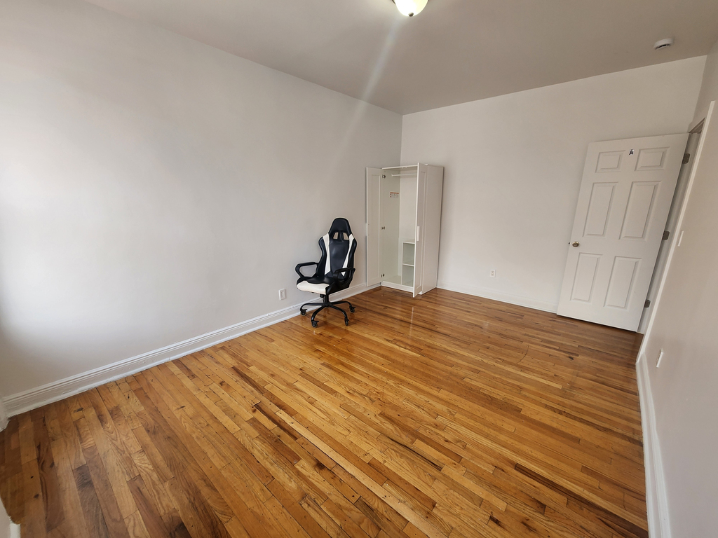 560 West 163rd Street - Photo 2
