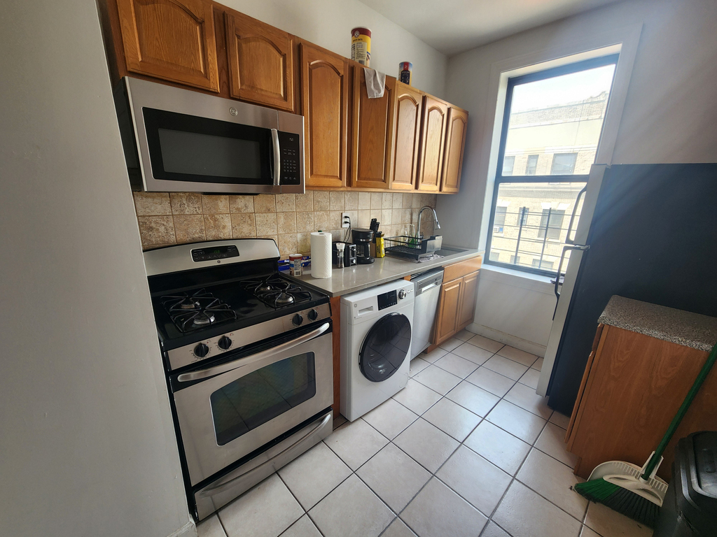 560 West 163rd Street - Photo 0