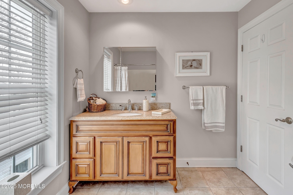 1814 Briarwood Terrace - Photo 18
