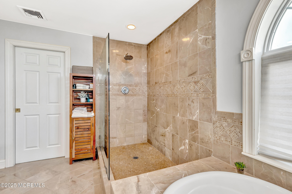 1814 Briarwood Terrace - Photo 22